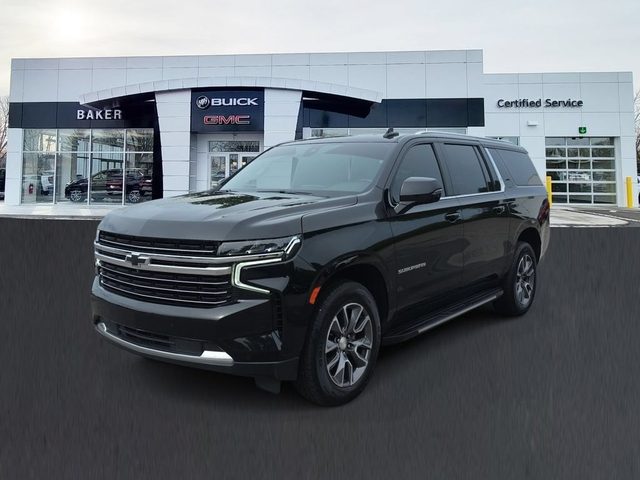 2022 Chevrolet Suburban LT 4WD photo