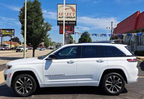 2022 Jeep Grand Cherokee Overland 4WD photo