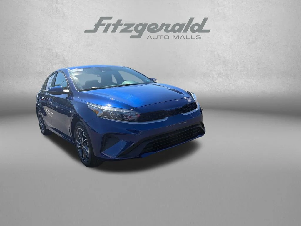 2022 Kia Forte LXS FWD photo