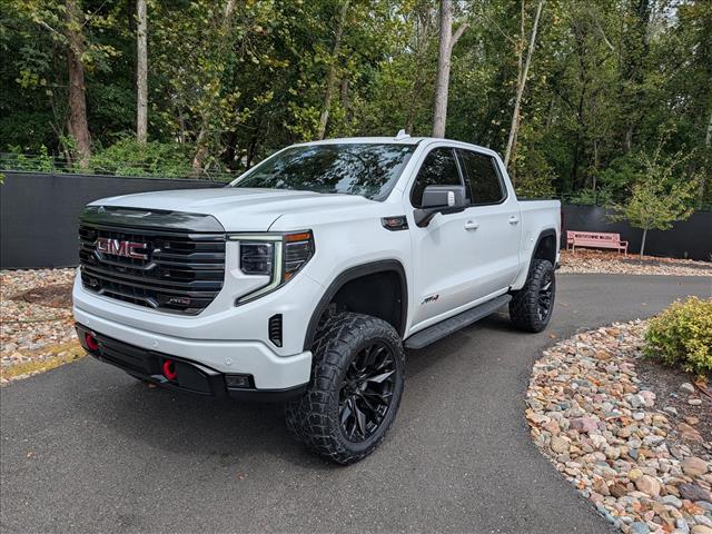 2022 GMC Sierra 1500 AT4 4WD photo
