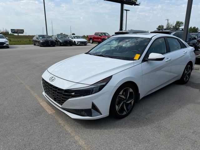 2022 Hyundai Elantra Limited FWD photo
