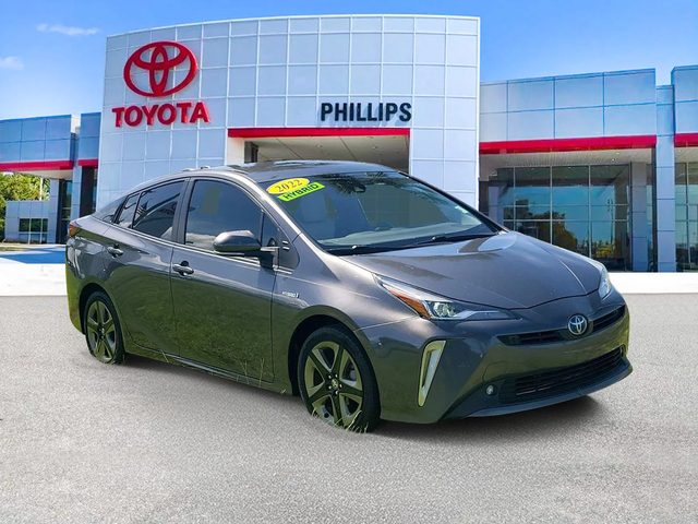 2022 Toyota Prius XLE FWD photo