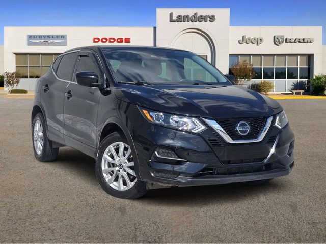 2022 Nissan Rogue Sport S FWD photo