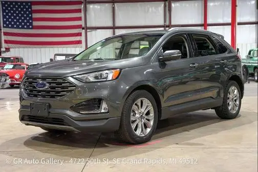 2019 Ford Edge Titanium FWD photo