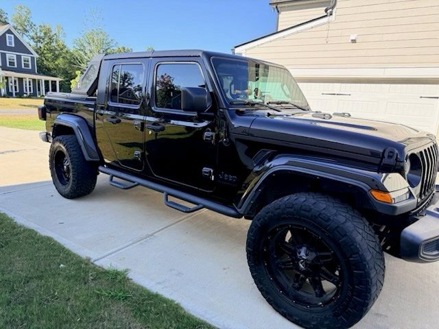 2022 Jeep Gladiator Sport S 4WD photo