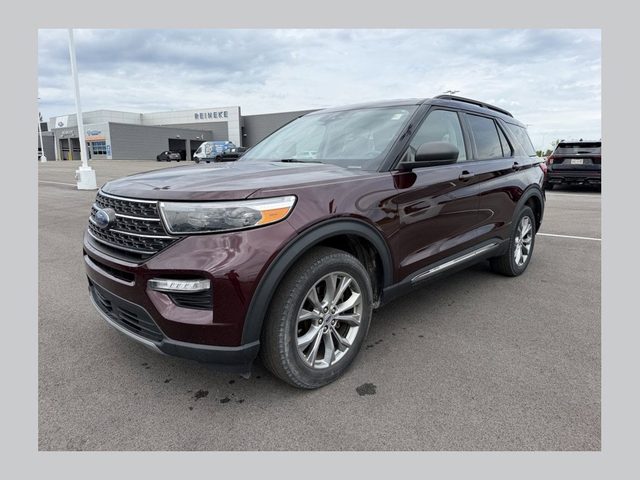 2022 Ford Explorer XLT 4WD photo
