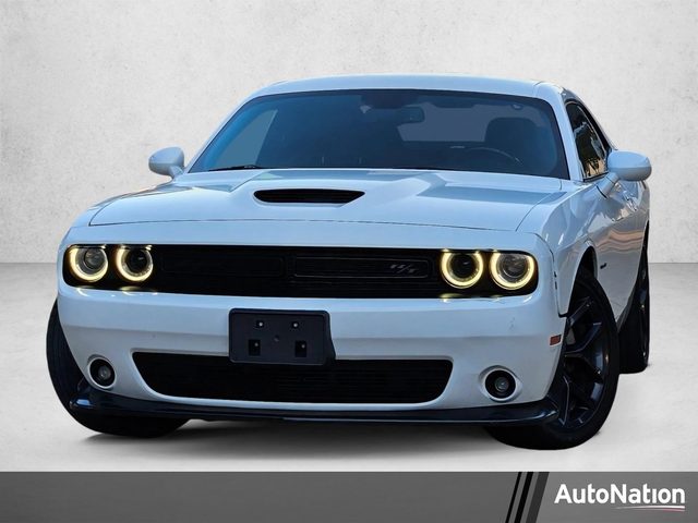 2022 Dodge Challenger R/T RWD photo