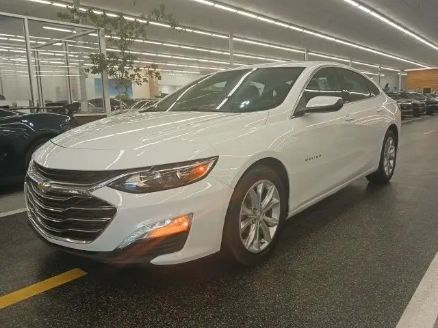 2020 Chevrolet Malibu LT FWD photo