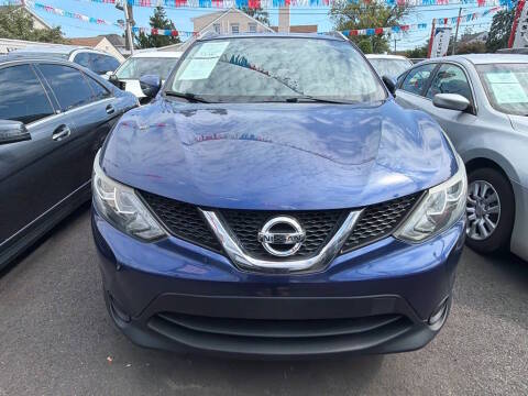 2017 Nissan Rogue Sport SV FWD photo