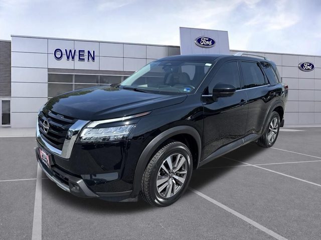 2022 Nissan Pathfinder SL 4WD photo