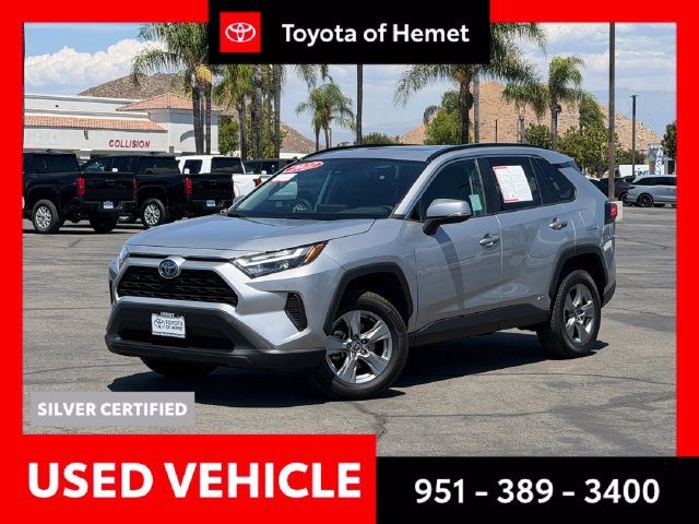 2022 Toyota RAV4 Hybrid XLE AWD photo