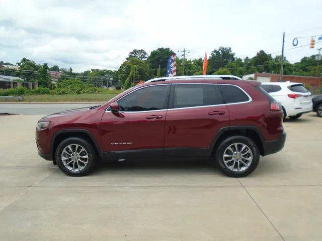2019 Jeep Cherokee Latitude Plus 4WD photo