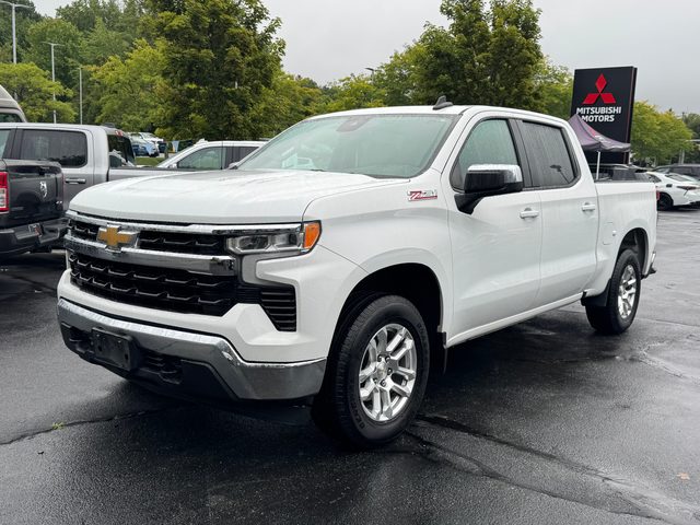 2022 Chevrolet Silverado 1500 LT 4WD photo