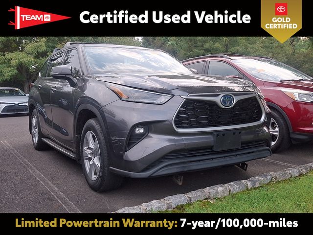 2022 Toyota Highlander Hybrid LE AWD photo