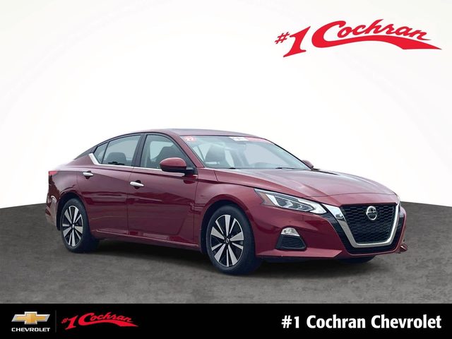 2022 Nissan Altima 2.5 SV FWD photo