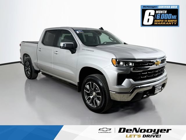 2022 Chevrolet Silverado 1500 LT 4WD photo