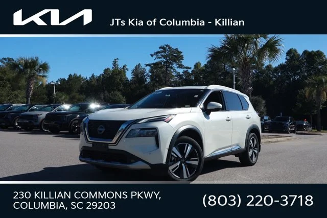 2022 Nissan Rogue Platinum FWD photo
