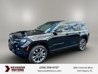2022 Jeep Grand Cherokee Overland 4WD photo