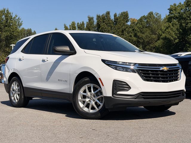 2022 Chevrolet Equinox LS FWD photo