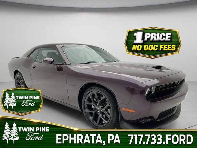 2022 Dodge Challenger R/T RWD photo