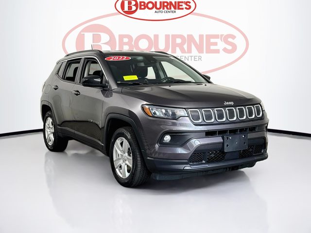 2022 Jeep Compass Latitude 4WD photo