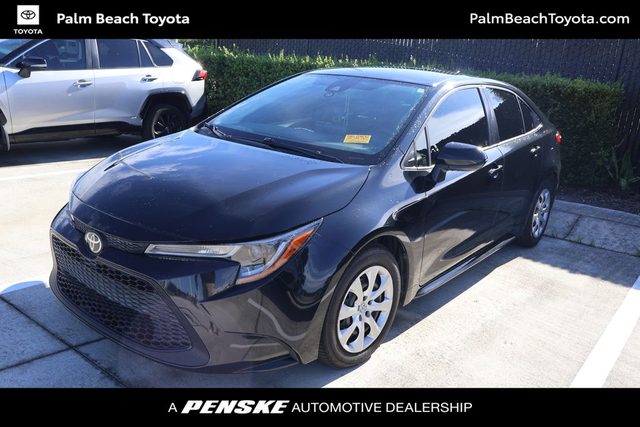 2022 Toyota Corolla LE FWD photo