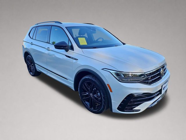 2022 Volkswagen Tiguan SE R-Line Black AWD photo