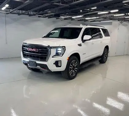 2022 GMC Yukon XL AT4 4WD photo