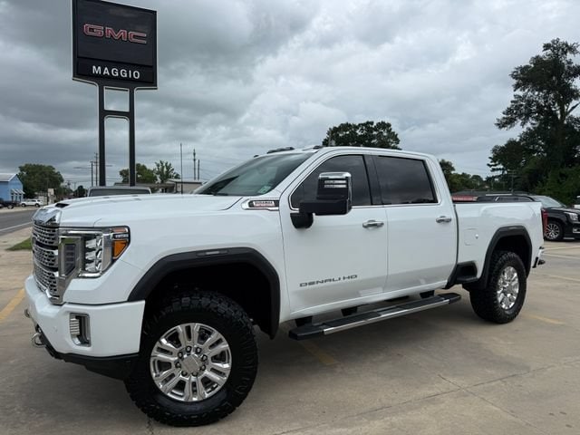 2022 GMC Sierra 2500HD Denali 4WD photo