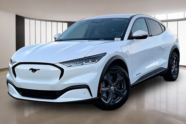2022 Ford Mustang Mach-E Select RWD photo