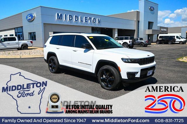 2022 Jeep Grand Cherokee L Limited 4WD photo