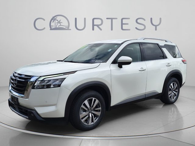 2022 Nissan Pathfinder SL 4WD photo