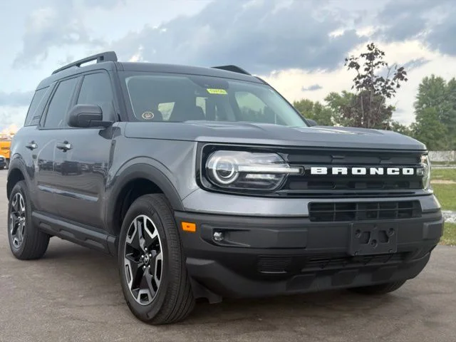 2022 Ford Bronco Sport Outer Banks 4WD photo