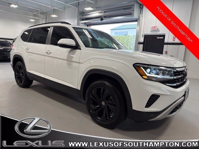 2022 Volkswagen Atlas 2.0T SE w/Technology AWD photo