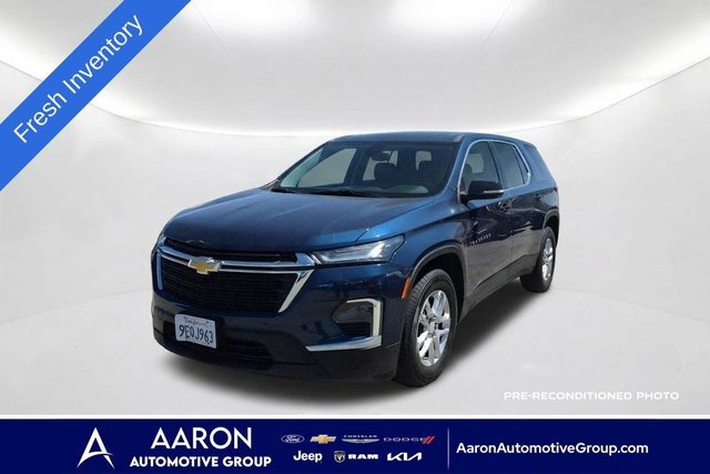 2022 Chevrolet Traverse LS FWD photo