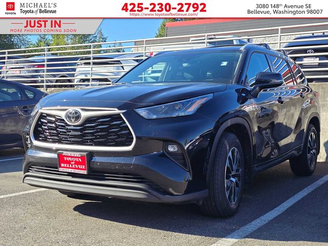 2022 Toyota Highlander XLE AWD photo