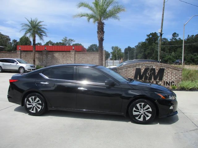 2022 Nissan Altima 2.5 S FWD photo