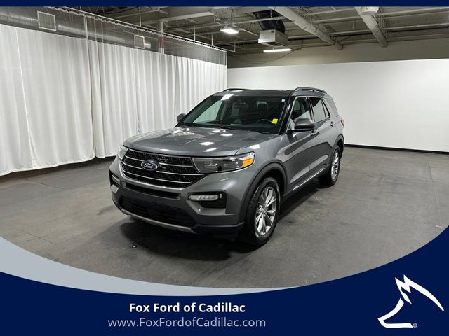2022 Ford Explorer XLT 4WD photo