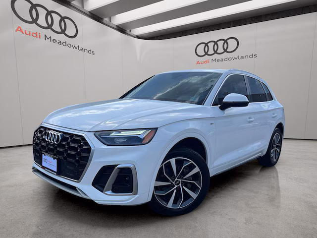 2022 Audi Q5 S line Premium Plus AWD photo