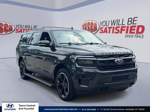 2022 Ford Expedition Max Limited 4WD photo