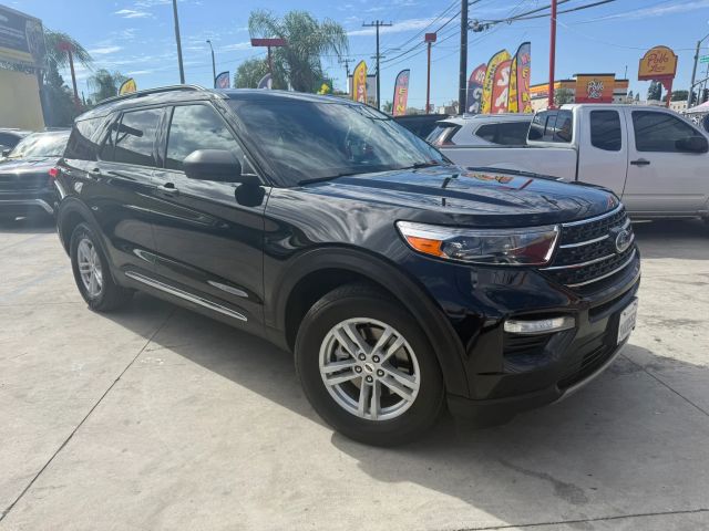 2022 Ford Explorer XLT 4WD photo