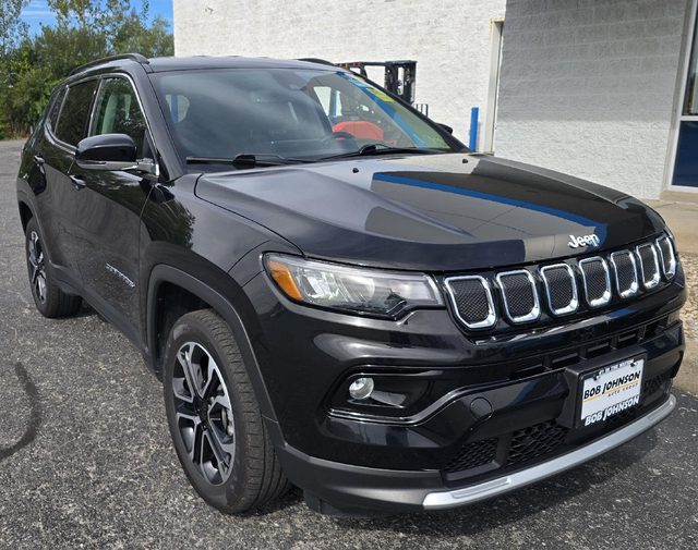 2022 Jeep Compass Limited 4WD photo