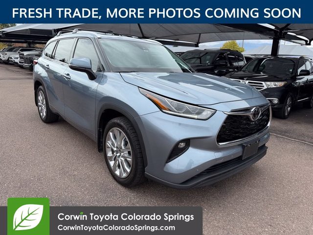 2022 Toyota Highlander Limited AWD photo