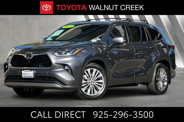 2022 Toyota Highlander Platinum AWD photo