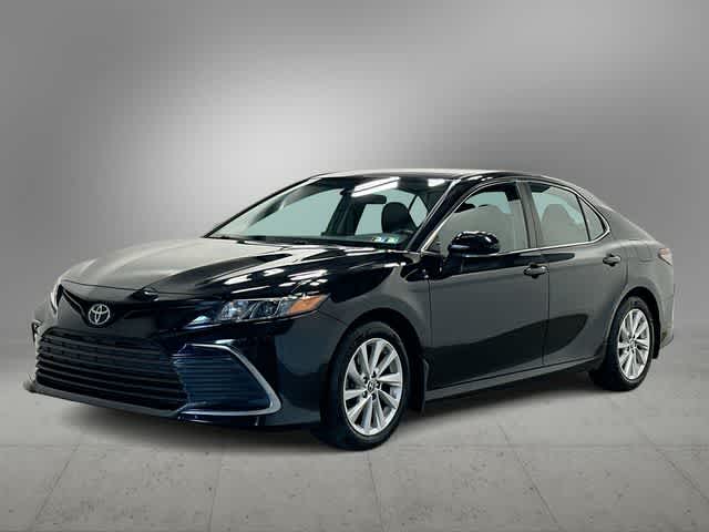 2022 Toyota Camry LE FWD photo
