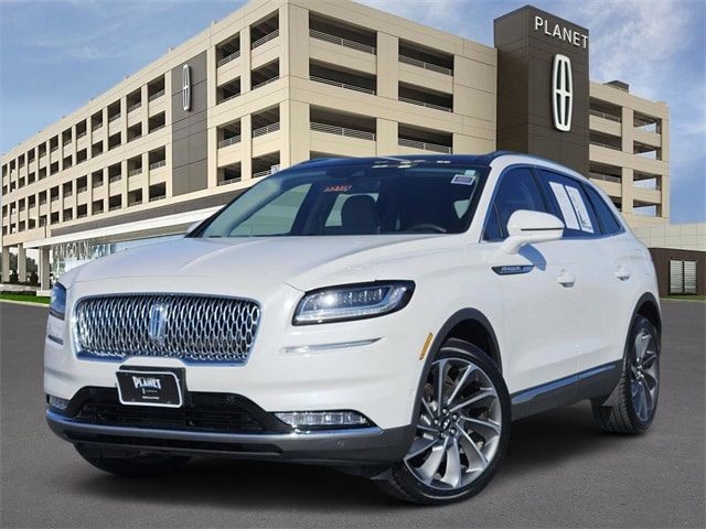 2022 Lincoln Nautilus Reserve AWD photo