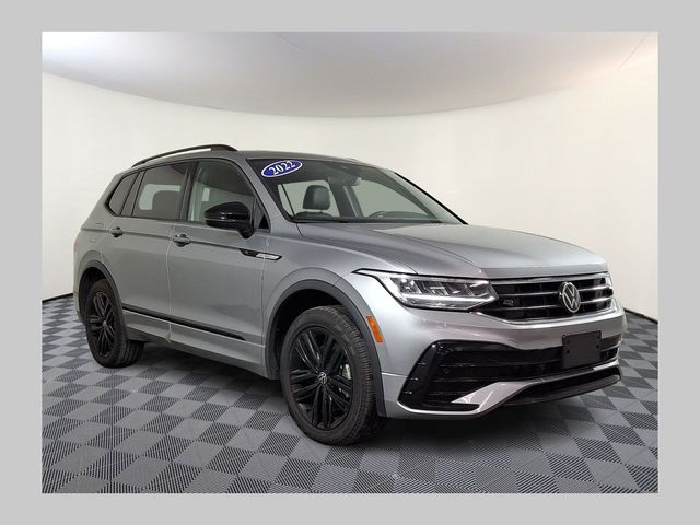 2022 Volkswagen Tiguan SE R-Line Black AWD photo
