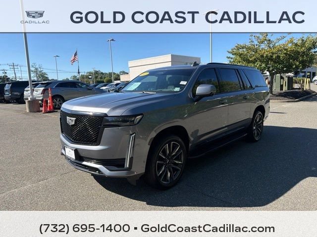 2022 Cadillac Escalade ESV Sport Platinum 4WD photo