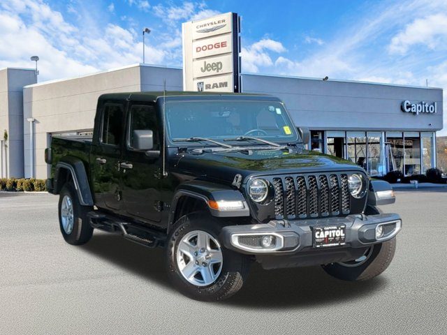 2022 Jeep Gladiator Sport S 4WD photo