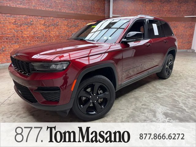 2022 Jeep Grand Cherokee Altitude 4WD photo